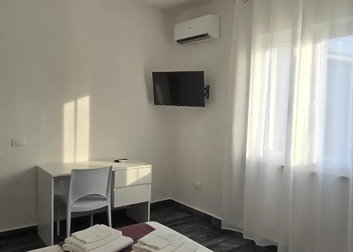 לינה וארוחת בוקר Step By Step